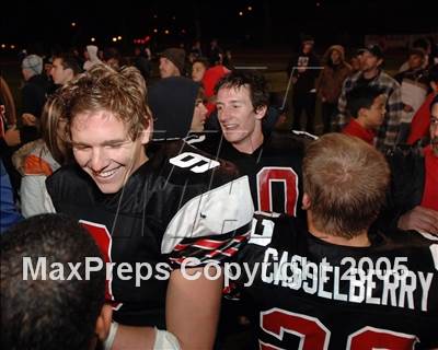 Thumbnail 2 in Mission Viejo vs. Hart (Section Playoffs) photogallery.
