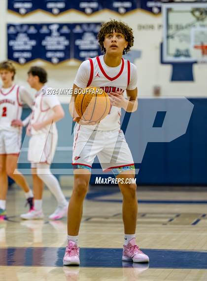 Thumbnail 3 in Sherman Oaks CES vs Bishop Diego (Santa Barbara Holiday Classic) photogallery.