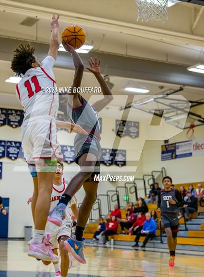 Thumbnail 3 in Sherman Oaks CES vs Bishop Diego (Santa Barbara Holiday Classic) photogallery.