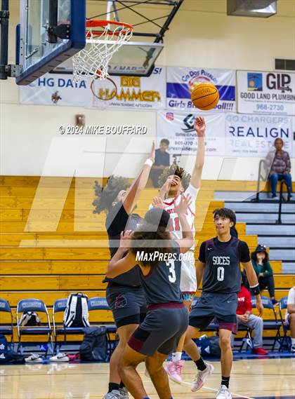 Thumbnail 3 in Sherman Oaks CES vs Bishop Diego (Santa Barbara Holiday Classic) photogallery.