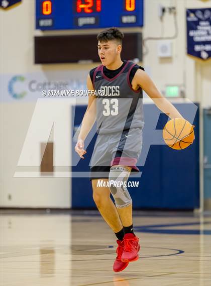 Thumbnail 1 in Sherman Oaks CES vs Bishop Diego (Santa Barbara Holiday Classic) photogallery.