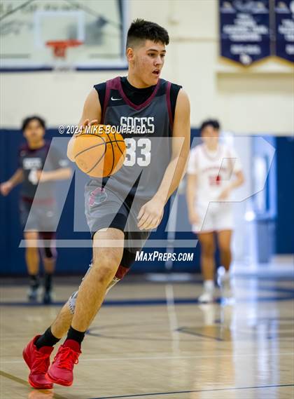 Thumbnail 3 in Sherman Oaks CES vs Bishop Diego (Santa Barbara Holiday Classic) photogallery.