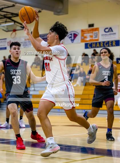 Thumbnail 2 in Sherman Oaks CES vs Bishop Diego (Santa Barbara Holiday Classic) photogallery.