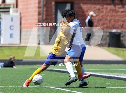 Thumbnail 3 in Chapel Hill vs. Community (UIL 4A Regional Semifinals) photogallery.