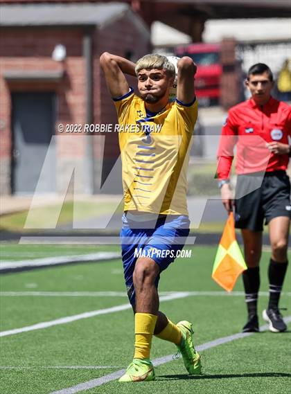 Thumbnail 2 in Chapel Hill vs. Community (UIL 4A Regional Semifinals) photogallery.