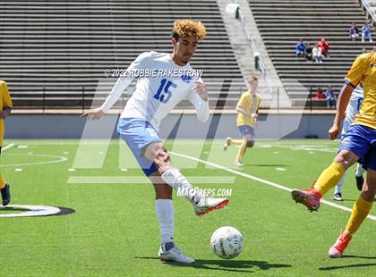 Thumbnail 3 in Chapel Hill vs. Community (UIL 4A Regional Semifinals) photogallery.