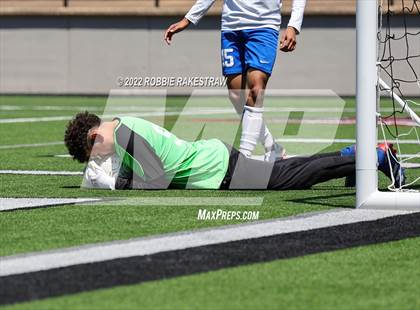 Thumbnail 2 in Chapel Hill vs. Community (UIL 4A Regional Semifinals) photogallery.