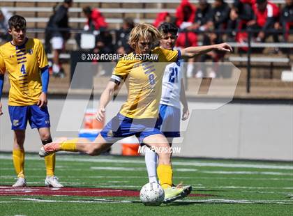 Thumbnail 1 in Chapel Hill vs. Community (UIL 4A Regional Semifinals) photogallery.