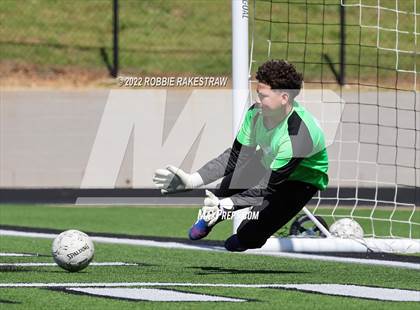 Thumbnail 3 in Chapel Hill vs. Community (UIL 4A Regional Semifinals) photogallery.