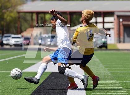 Thumbnail 2 in Chapel Hill vs. Community (UIL 4A Regional Semifinals) photogallery.