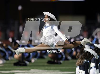Thumbnail 3 in Harlan vs. Dripping Springs (UIL 6A Football Area Playoff) photogallery.