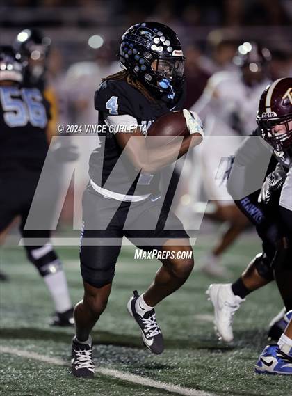Thumbnail 3 in Harlan vs. Dripping Springs (UIL 6A Football Area Playoff) photogallery.