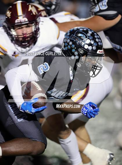 Thumbnail 1 in Harlan vs. Dripping Springs (UIL 6A Football Area Playoff) photogallery.