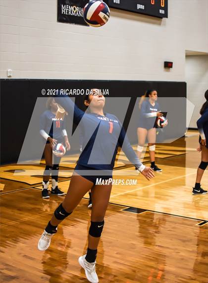Thumbnail 1 in Jordan vs Cypress Springs photogallery.