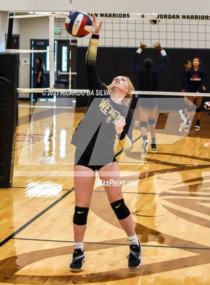 Thumbnail 2 in Jordan vs Cypress Springs photogallery.