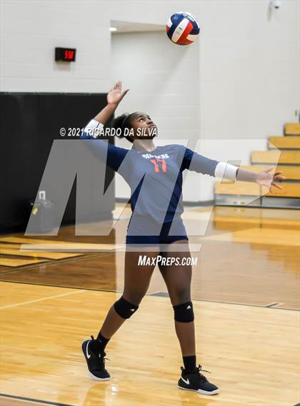 Thumbnail 3 in Jordan vs Cypress Springs photogallery.