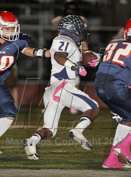 Thumbnail 3 in Marshall vs. Sierra Canyon photogallery.