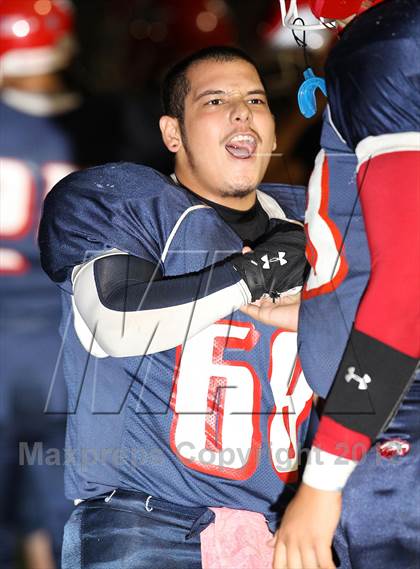 Thumbnail 2 in Marshall vs. Sierra Canyon photogallery.