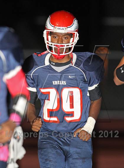 Thumbnail 1 in Marshall vs. Sierra Canyon photogallery.