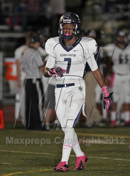 Thumbnail 3 in Marshall vs. Sierra Canyon photogallery.
