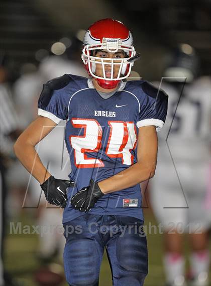 Thumbnail 3 in Marshall vs. Sierra Canyon photogallery.