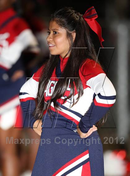 Thumbnail 3 in Marshall vs. Sierra Canyon photogallery.