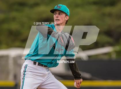 Thumbnail 3 in Huntington Beach vs. Aliso Niguel photogallery.