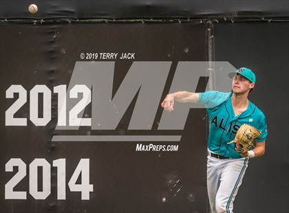 Thumbnail 3 in Huntington Beach vs. Aliso Niguel photogallery.