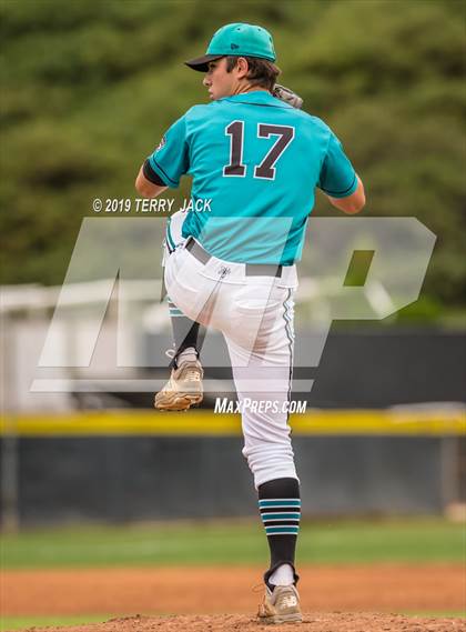 Thumbnail 2 in Huntington Beach vs. Aliso Niguel photogallery.