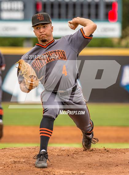 Thumbnail 1 in Huntington Beach vs. Aliso Niguel photogallery.