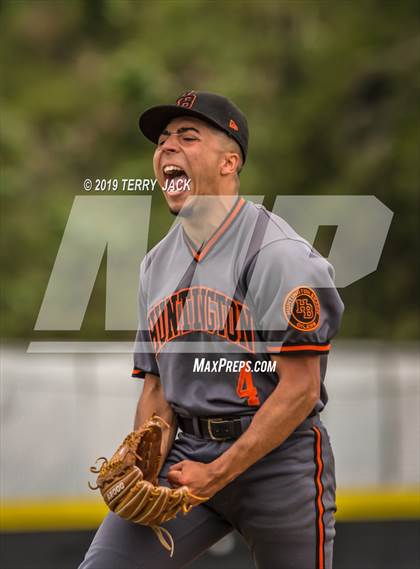 Thumbnail 3 in Huntington Beach vs. Aliso Niguel photogallery.