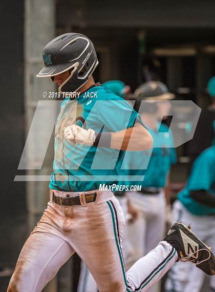 Thumbnail 3 in Huntington Beach vs. Aliso Niguel photogallery.