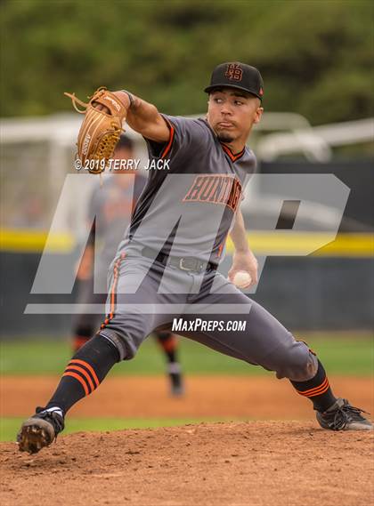 Thumbnail 3 in Huntington Beach vs. Aliso Niguel photogallery.