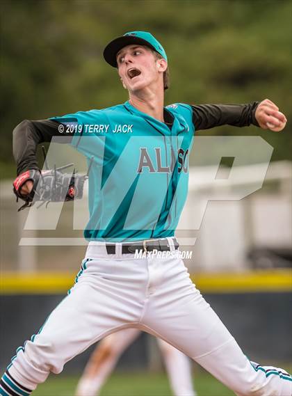 Thumbnail 3 in Huntington Beach vs. Aliso Niguel photogallery.