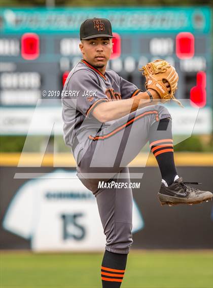 Thumbnail 1 in Huntington Beach vs. Aliso Niguel photogallery.