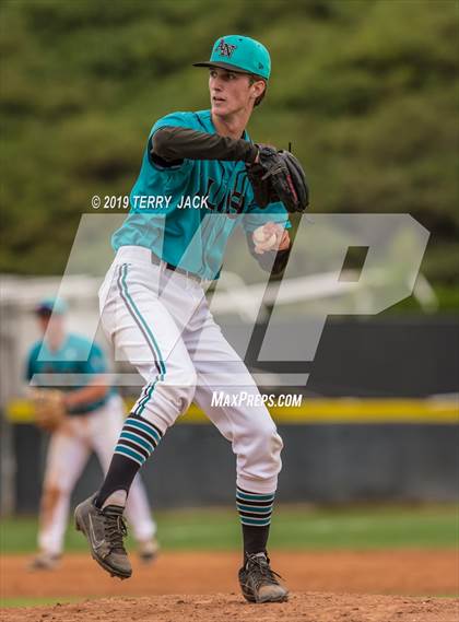 Thumbnail 2 in Huntington Beach vs. Aliso Niguel photogallery.