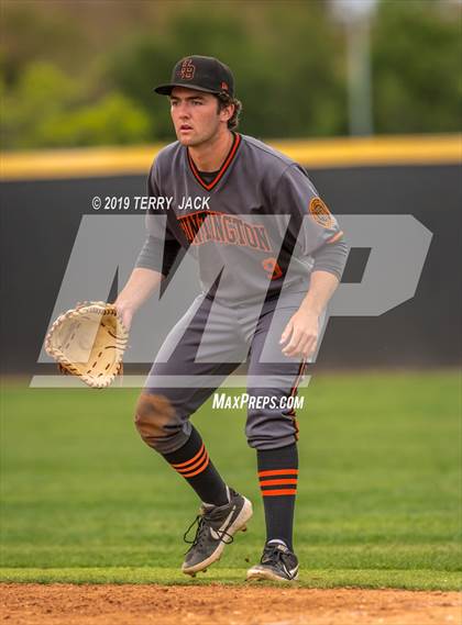 Thumbnail 1 in Huntington Beach vs. Aliso Niguel photogallery.