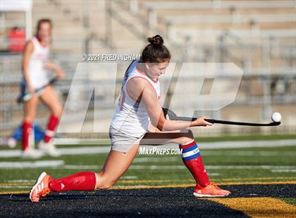 Thumbnail 3 in McLean vs Westfield (Bulldog Invitational) photogallery.