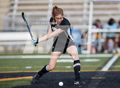 Thumbnail 1 in McLean vs Westfield (Bulldog Invitational) photogallery.