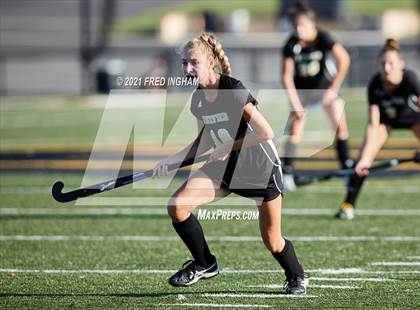 Thumbnail 1 in McLean vs Westfield (Bulldog Invitational) photogallery.