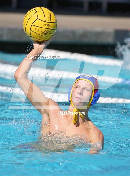 Thumbnail 2 in Grossmont vs. Mercer Island (26th Annual San Diego Open) photogallery.
