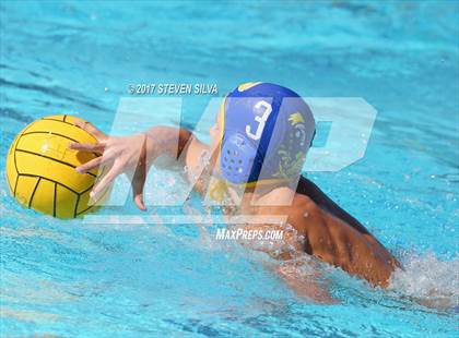 Thumbnail 3 in Grossmont vs. Mercer Island (26th Annual San Diego Open) photogallery.