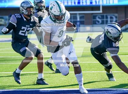 Thumbnail 2 in Guyer vs. Prosper (UIL 6A Division 2 Quarterfinal) photogallery.