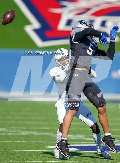 Thumbnail 2 in Guyer vs. Prosper (UIL 6A Division 2 Quarterfinal) photogallery.
