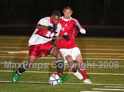 Thumbnail 2 in Catholic Memorial vs Brockton (MIAA D1 South Final) photogallery.