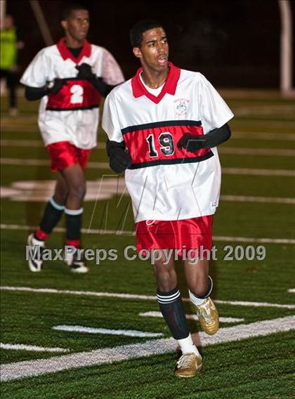 Thumbnail 3 in Catholic Memorial vs Brockton (MIAA D1 South Final) photogallery.