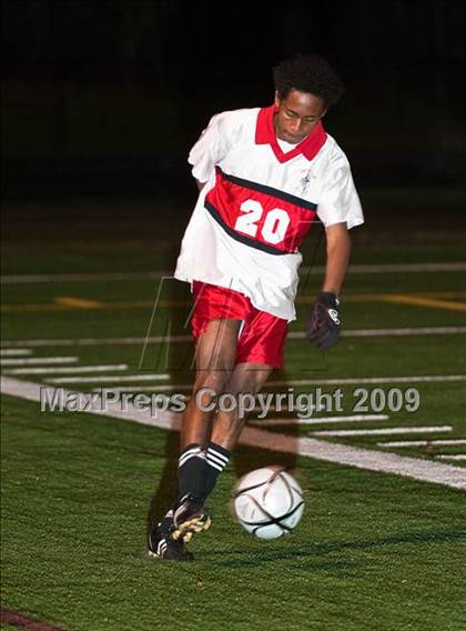 Thumbnail 3 in Catholic Memorial vs Brockton (MIAA D1 South Final) photogallery.