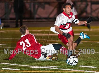 Thumbnail 1 in Catholic Memorial vs Brockton (MIAA D1 South Final) photogallery.