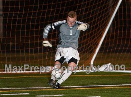 Thumbnail 3 in Catholic Memorial vs Brockton (MIAA D1 South Final) photogallery.