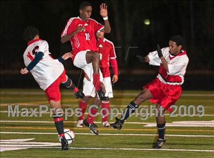 Thumbnail 2 in Catholic Memorial vs Brockton (MIAA D1 South Final) photogallery.